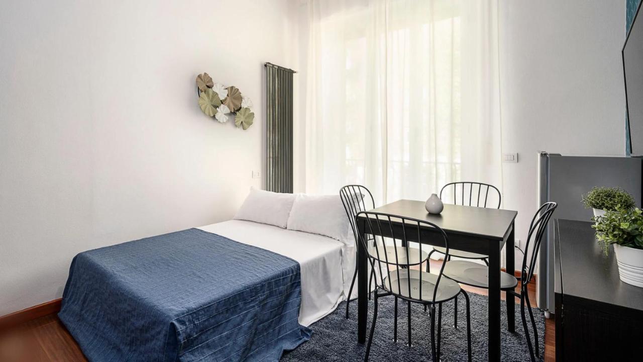 Ferienwohnung "Violet Dream" - Duomo Citylife Mailand Exterior foto